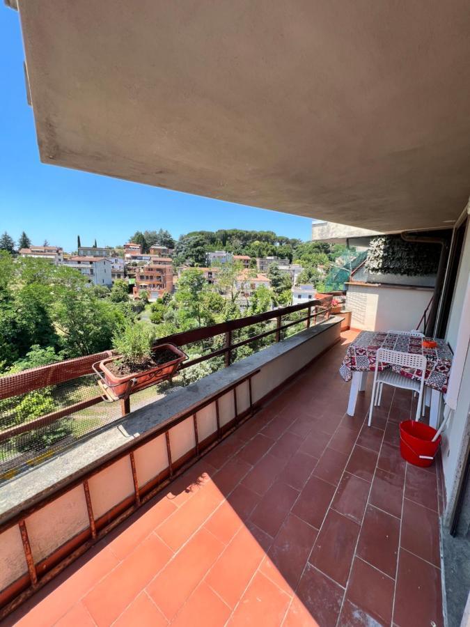 Mansardina A Pochi Passi Da Roma Apartman Morlupo Kültér fotó