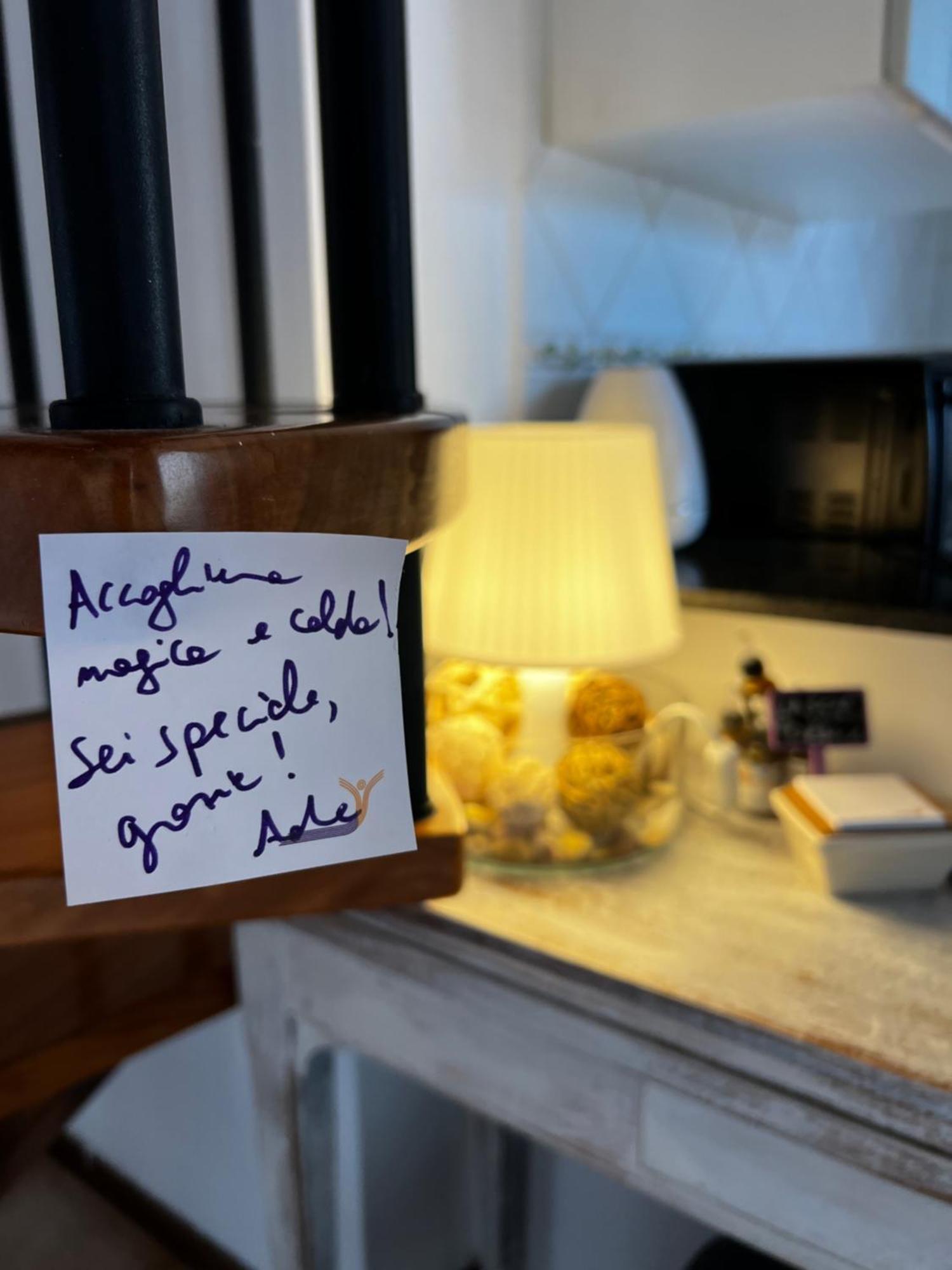 Mansardina A Pochi Passi Da Roma Apartman Morlupo Kültér fotó